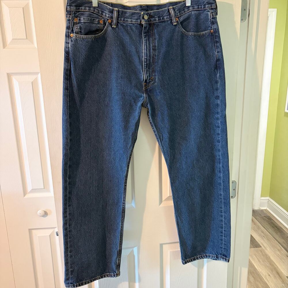 Levi's 505 Regular Fit Jeans Dark Wash W42 L30 - Picture 3 of 12